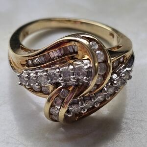 Solid 10K Gold Cluster Diamond Ring